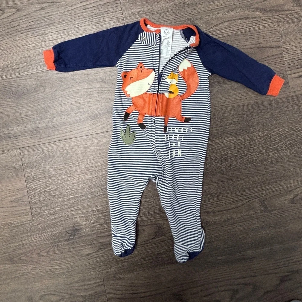 Cloud Islandx1, Gerberx3, Snonook Brown Bear Fleece Onesie, GUC
